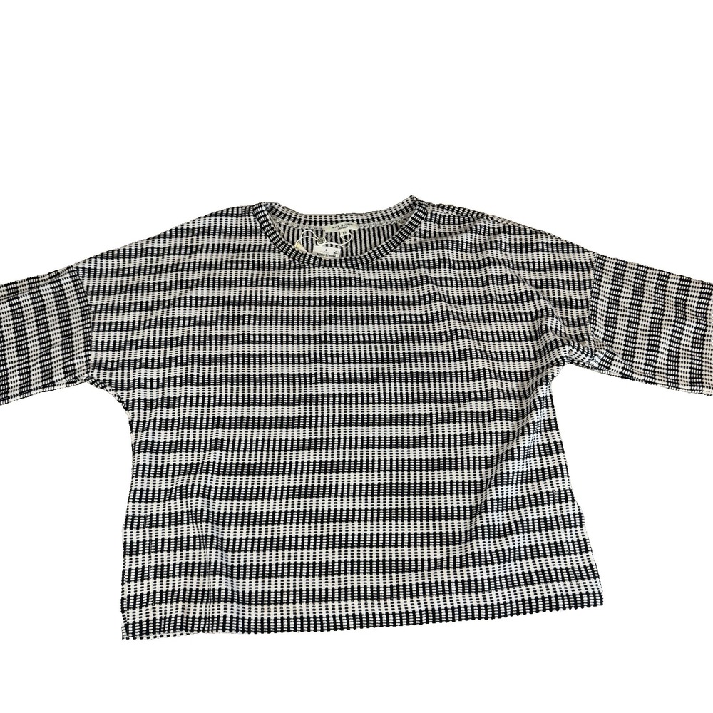 Max Studio NWT XS Half Sleeve Knit Top